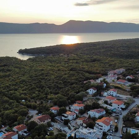 Apartment Tin Pinezici  Bagian luar foto