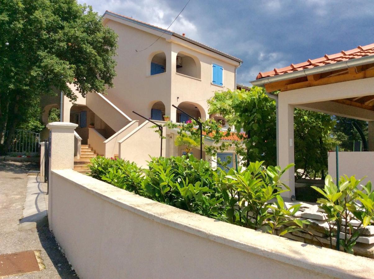 Apartment Tin Pinezici  Bagian luar foto